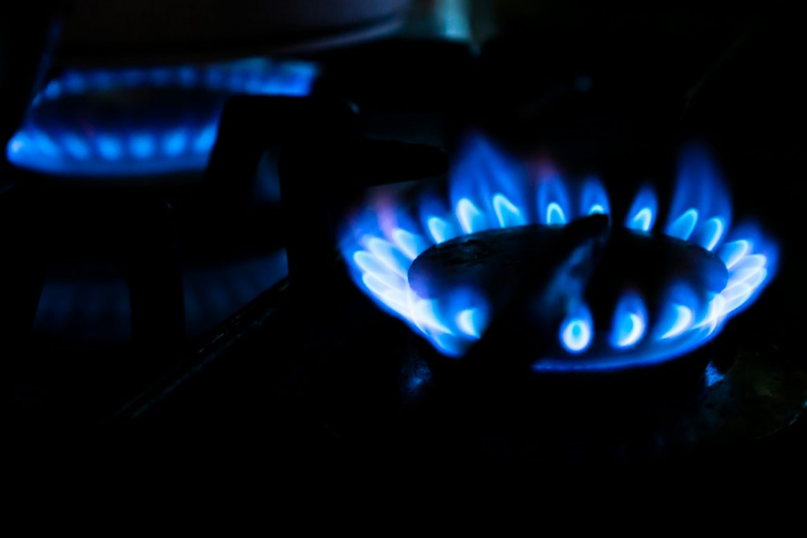 Dorongan Indonesia terhadap Gas Alam Dinilai Berisiko bagi Ekonomi, Kesehatan, dan Iklim