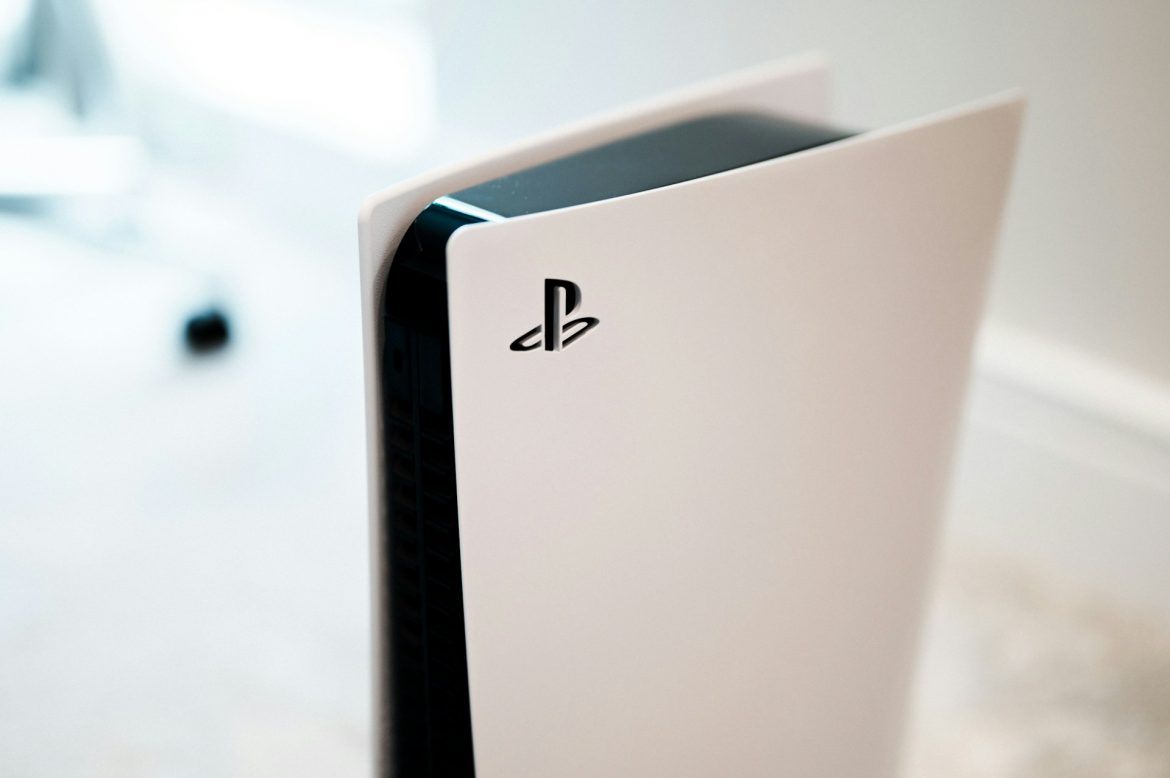 Sony Umumkan PS5 Edisi Terbatas ‘Ghost of Yotei’, Game Baru ‘Scared Salvation’ Turut Meluncur